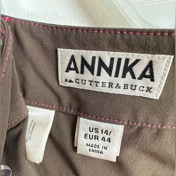 Cutter & Buck Brown Bermudas Relaxed Fit Outdoor Shorts - Picture 4 of 8